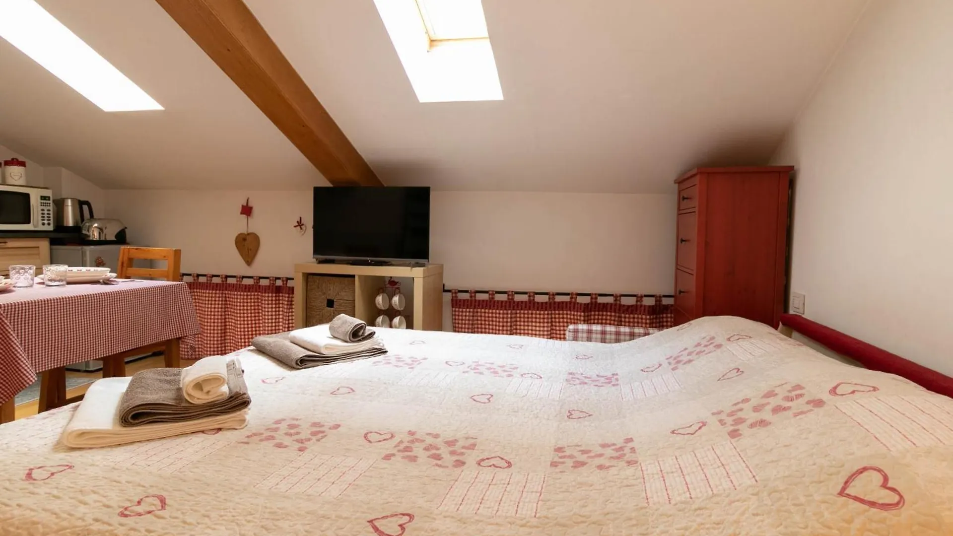 Appartement Mansarda Dei Cuori A Lecco 0*,  Italie