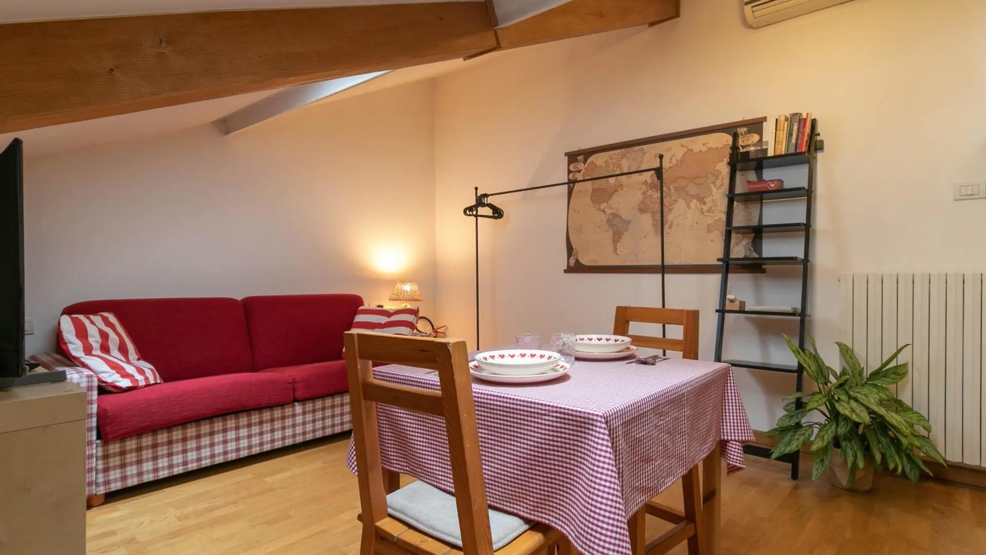 Appartement Mansarda Dei Cuori A Lecco 0*,  Italie